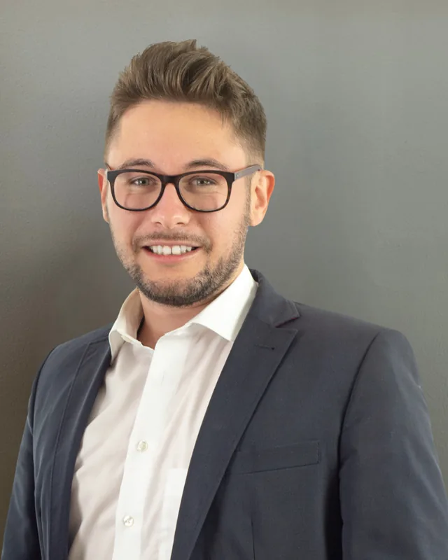 Porträt von Leon Bockholt